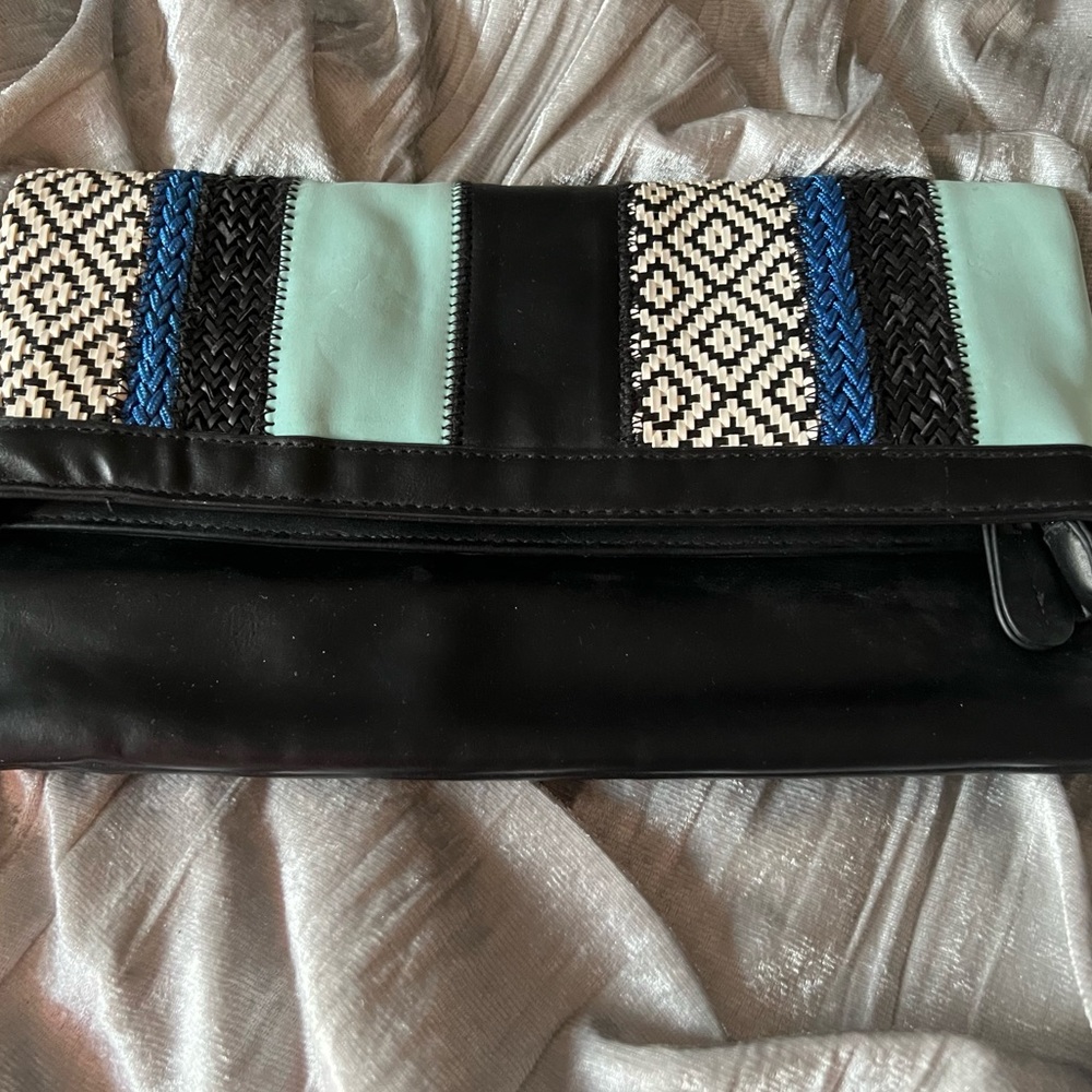 Also Crossbody